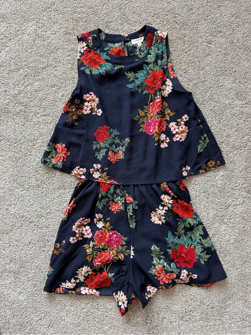 NEW Women’s Umgee Navy Floral Romper- Size Small